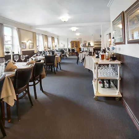 Hotel Den Gamle *